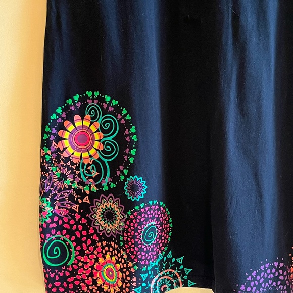 Coline - Fun dress mandala like pattern - Picture 5 of 7